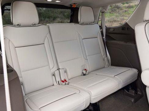 Used 2021 GMC Yukon Denali w/ Denali Ultimate Package image 61