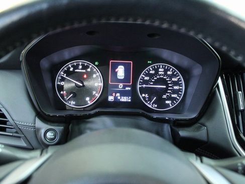 Used 2023 Subaru Outback Touring image 19