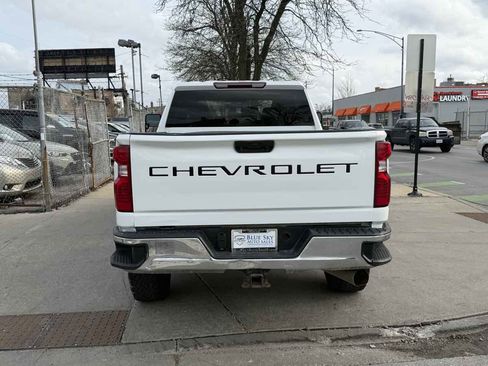 Used 2021 Chevrolet Silverado 2500 LT w/ Fleet Comfort Package AWD/4WD image 6