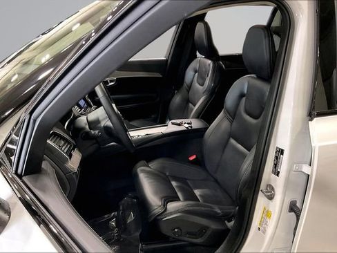 Certified 2023 Volvo XC90 T8 Ultimate w/ Lounge Package image 27