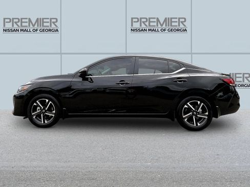 Certified 2025 Nissan Sentra SV FWD image 4