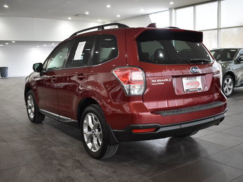 Used 2018 Subaru Forester 2.5i Touring w/ Popular Package #3B image 9