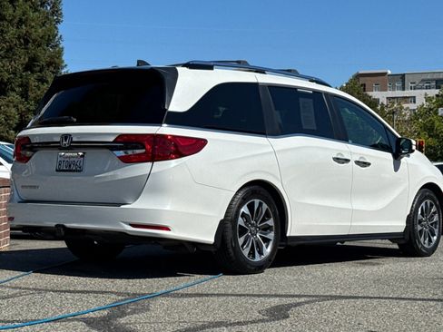 Used 2021 Honda Odyssey EX-L image 4