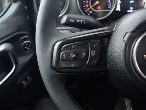 Used 2023 Jeep Wrangler Sport S image 6