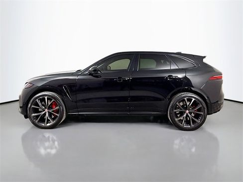 Used 2024 Jaguar F-PACE SVR image 8