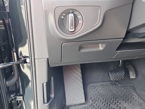 Certified 2021 Volkswagen Atlas SEL AWD/4WD image 15