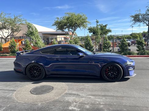 Used 2019 Ford Mustang GT Premium w/ GT Performance Package image 8