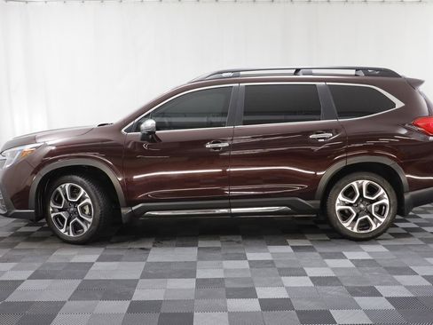 Used 2023 Subaru Ascent Touring image 4