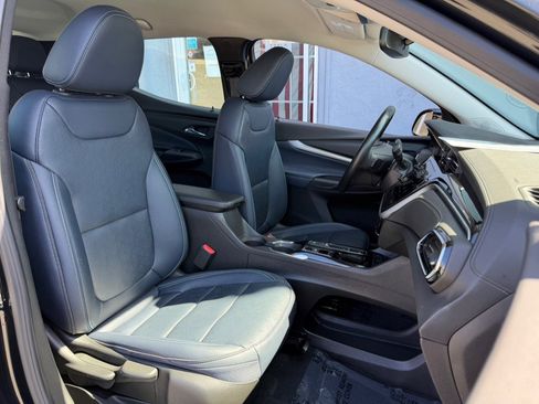 Used 2023 Chevrolet Bolt EUV LT w/ Convenience Package FWD image 30
