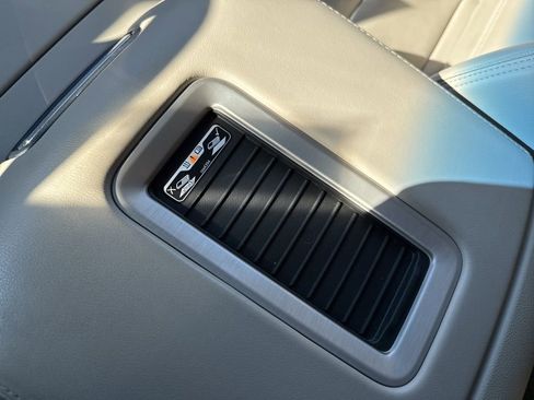 Used 2019 GMC Yukon XL Denali w/ Denali Ultimate Package image 28