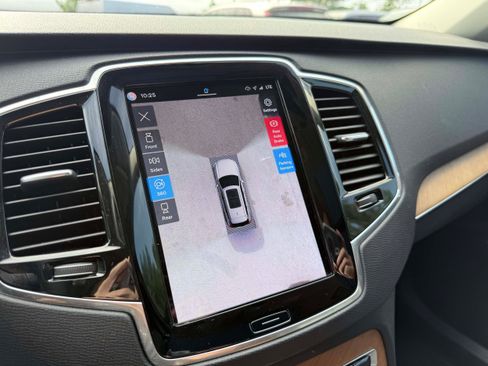 Certified 2023 Volvo XC90 T8 Plus AWD/4WD image 30