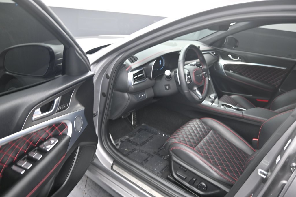Used 2025 Genesis G70 3.3T Advanced w/ Sport Prestige Package RWD image 10