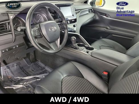 Used 2022 Toyota Camry SE image 12
