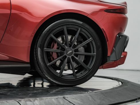 Used 2019 Aston Martin V8 Vantage Coupe RWD image 92