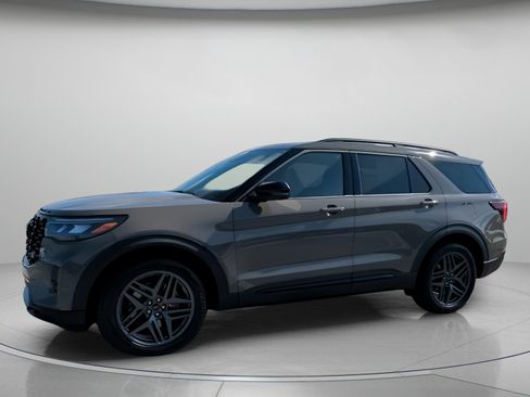 New 2026 Ford Explorer ST RWD image 11