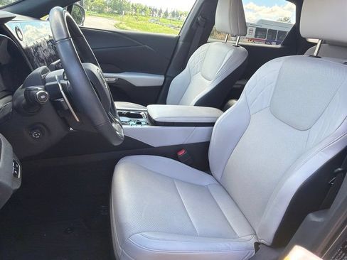 Used 2025 Lexus RX 350 Premium w/ Convenience Package AWD/4WD image 4