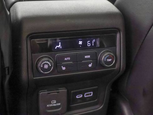 Used 2023 GMC Acadia SLT w/ Technology Package AWD/4WD image 41