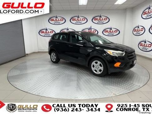 Used 2017 Ford Escape S FWD image 2