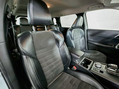 Used 2024 Mitsubishi Outlander SE AWD/4WD image 26