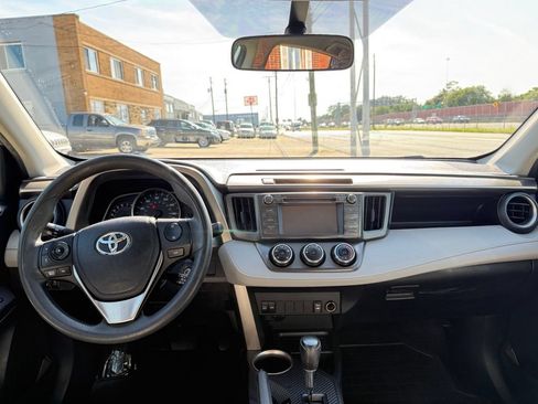 Used 2013 Toyota RAV4 LE AWD/4WD image 25