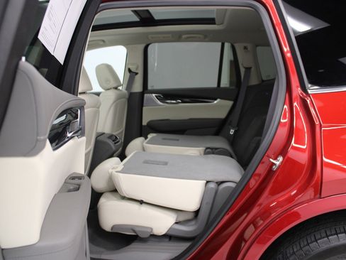 Certified 2024 Cadillac XT6 Premium Luxury w/ LPO, Floor Liner Package image 41