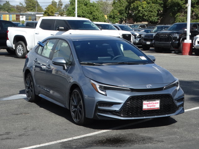New 2026 Toyota Corolla SE w/ SE Premium Package FWD image 2