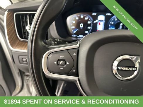 Used 2021 Volvo XC60 T5 Momentum w/ Climate Package AWD/4WD image 28