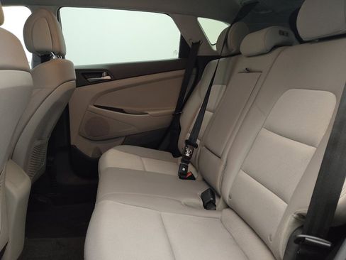 Used 2018 Hyundai Tucson SE FWD image 18