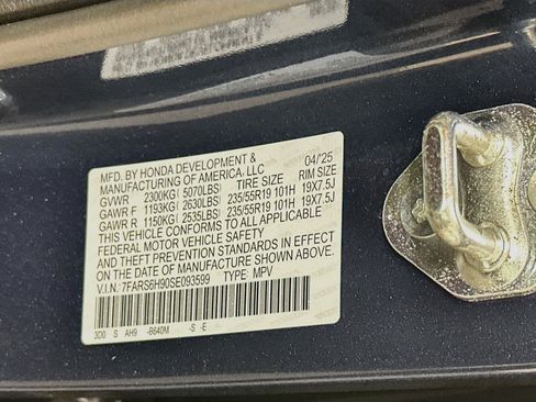 Used 2025 Honda CR-V Sport Touring image 12