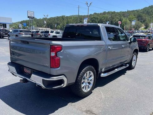 Certified 2020 Chevrolet Silverado 1500 LTZ w/ LTZ Premium Package AWD/4WD image 4