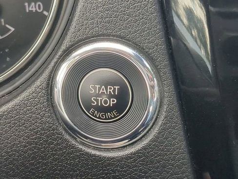 Used 2022 Nissan Rogue Sport SV w/ Technology Package image 27