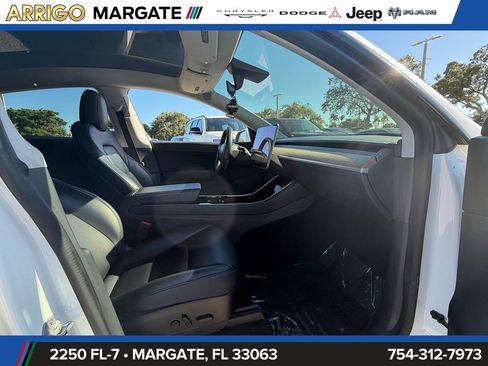Used 2020 Tesla Model Y Long Range AWD/4WD image 17