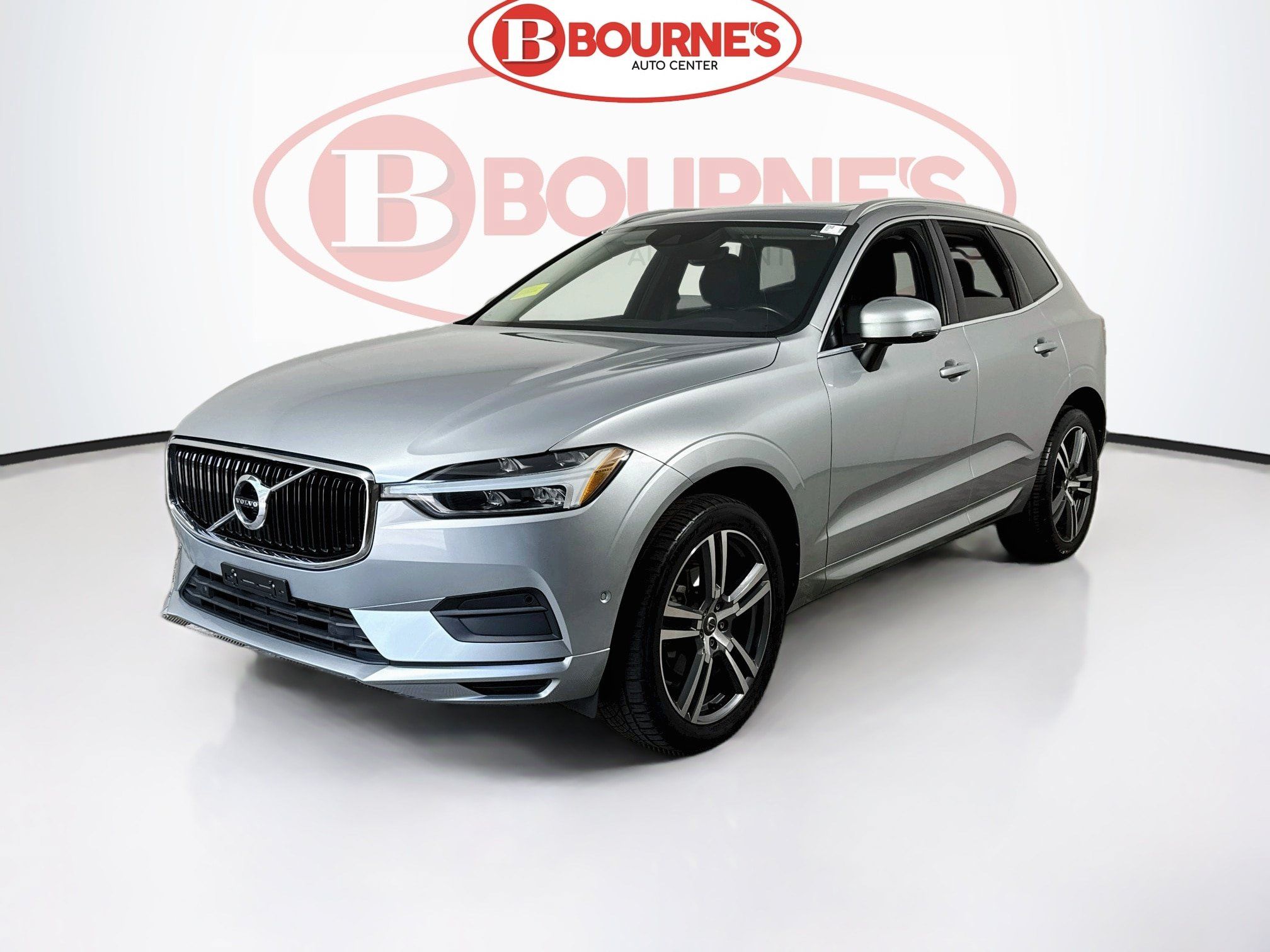 Used 2018 Volvo XC60 T5 Momentum w/ Vision Package AWD/4WD image 7