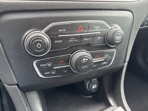 Used 2023 Dodge Charger GT image 31