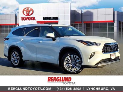 New 2025 Toyota Highlander Platinum
