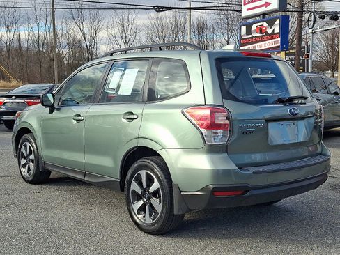 Used 2017 Subaru Forester 2.5i w/ Alloy Wheel Package image 6