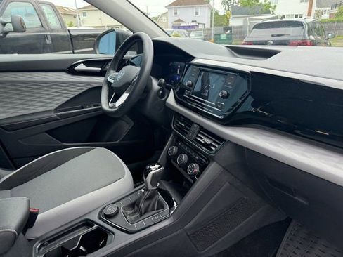 Certified 2024 Volkswagen Taos S AWD/4WD image 29