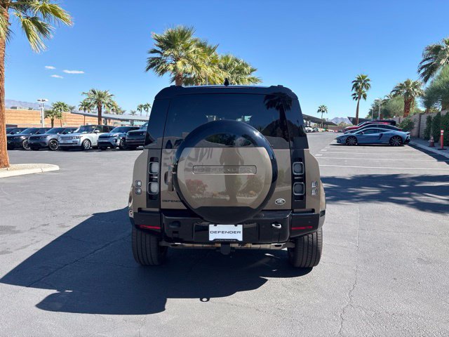 Used 2023 Land Rover Defender 110 X AWD/4WD image 6