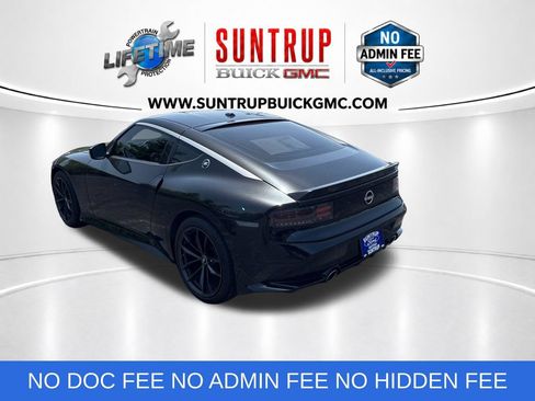 Used 2024 Nissan Z Performance w/ Floor Mat Package RWD image 3