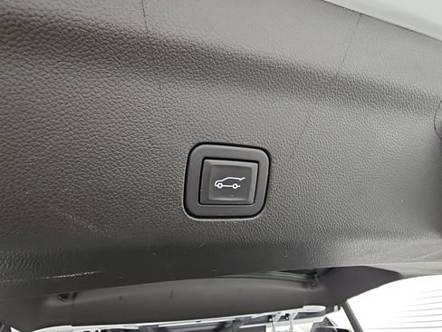 Used 2023 Chevrolet Tahoe RST w/ Luxury Package image 38