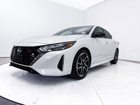 Used 2024 Nissan Sentra SR image 12