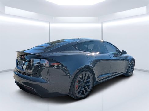Used 2024 Tesla Model S Plaid image 3