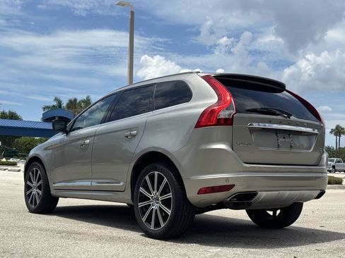 Used 2015 Volvo XC60 T5 Platinum FWD image 40
