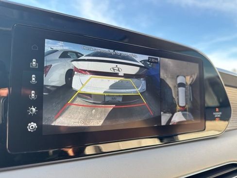 Used 2022 Hyundai Palisade Limited image 18