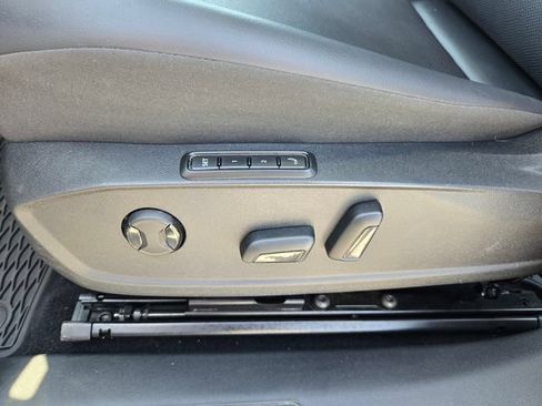 Used 2021 Volkswagen ID.4 Pro S w/ Gradient Package RWD image 17