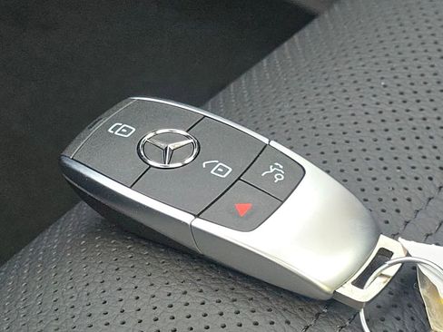 New 2026 Mercedes-Benz GLE 350 4MATIC image 40