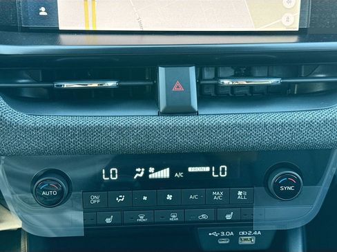 New 2026 Subaru Outback Limited AWD/4WD image 18