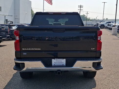 Used 2023 Chevrolet Silverado 1500 LT AWD/4WD image 8