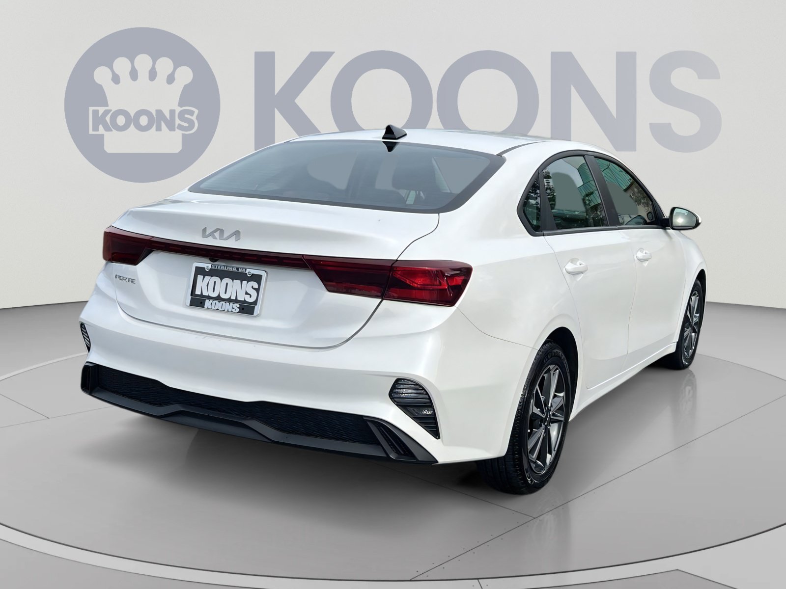 Used 2024 Kia Forte LXS FWD image 11