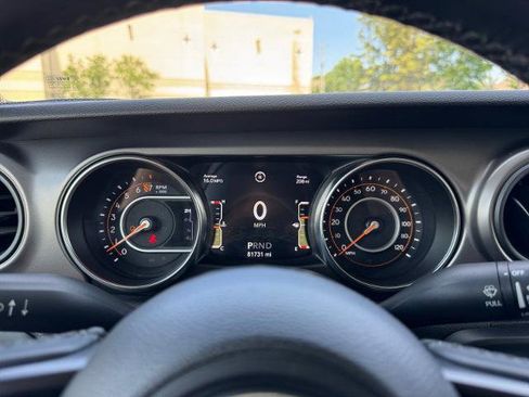 Used 2022 Jeep Gladiator Sport AWD/4WD image 28